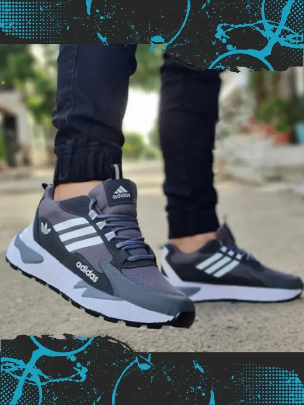 Trebol_Gris Imagen modelo calzado deportivo
