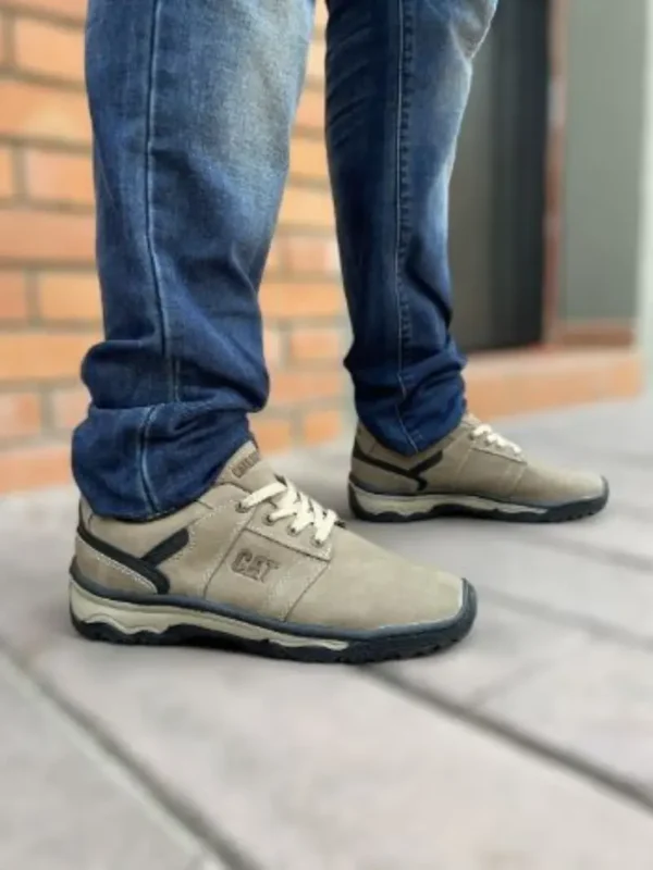 Cat_Boat_Beige Fotografía modelo calzado Cat Boat