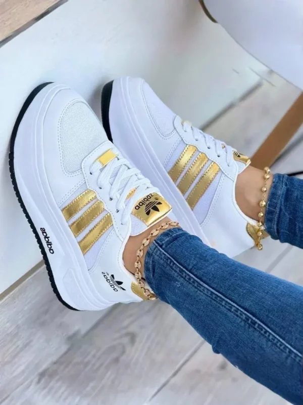 Fotografía modelo calzado deportivo