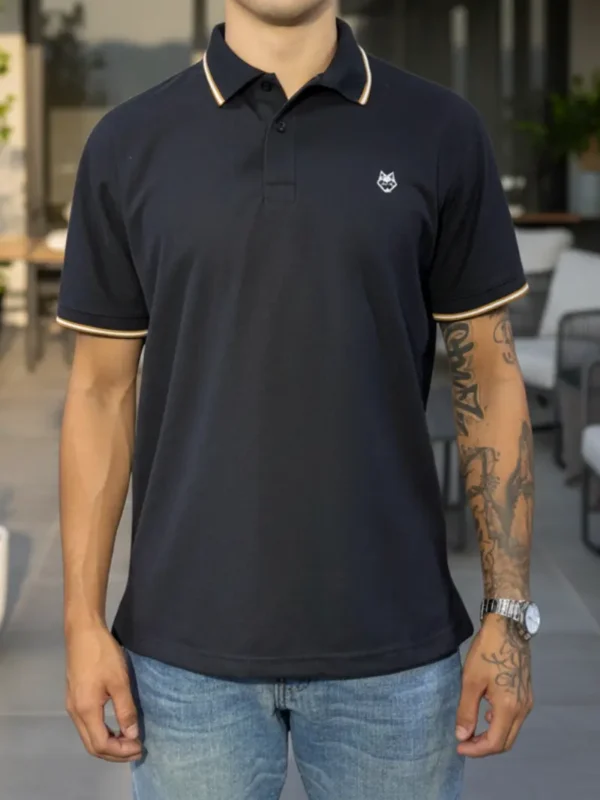 Negro_J8 Imagen modelo de camiseta