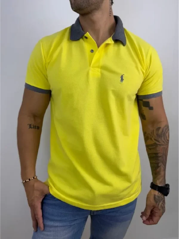 Fotografía de modelo con camiseta