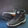 Road_Negro Bota Cat Road Correa