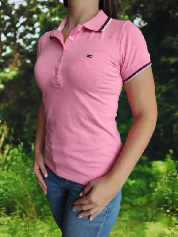 Rosada_MLE5 Imagen modelo de camiseta