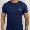 Fotografía de modelo con camiseta tela fría Azul Turqui tipo LaCoste