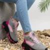 Fotografía modelando calzado Timberland GreenStride Gris