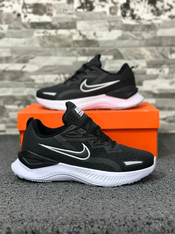 Zoom_Negro_Blanco Deportivo Nike Zoom